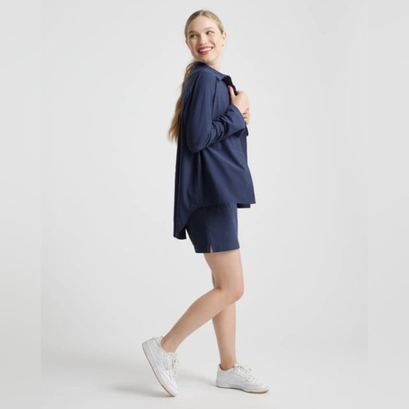 Quince Navy Performance Tech Blouse Size Large - Picture 4 of 13